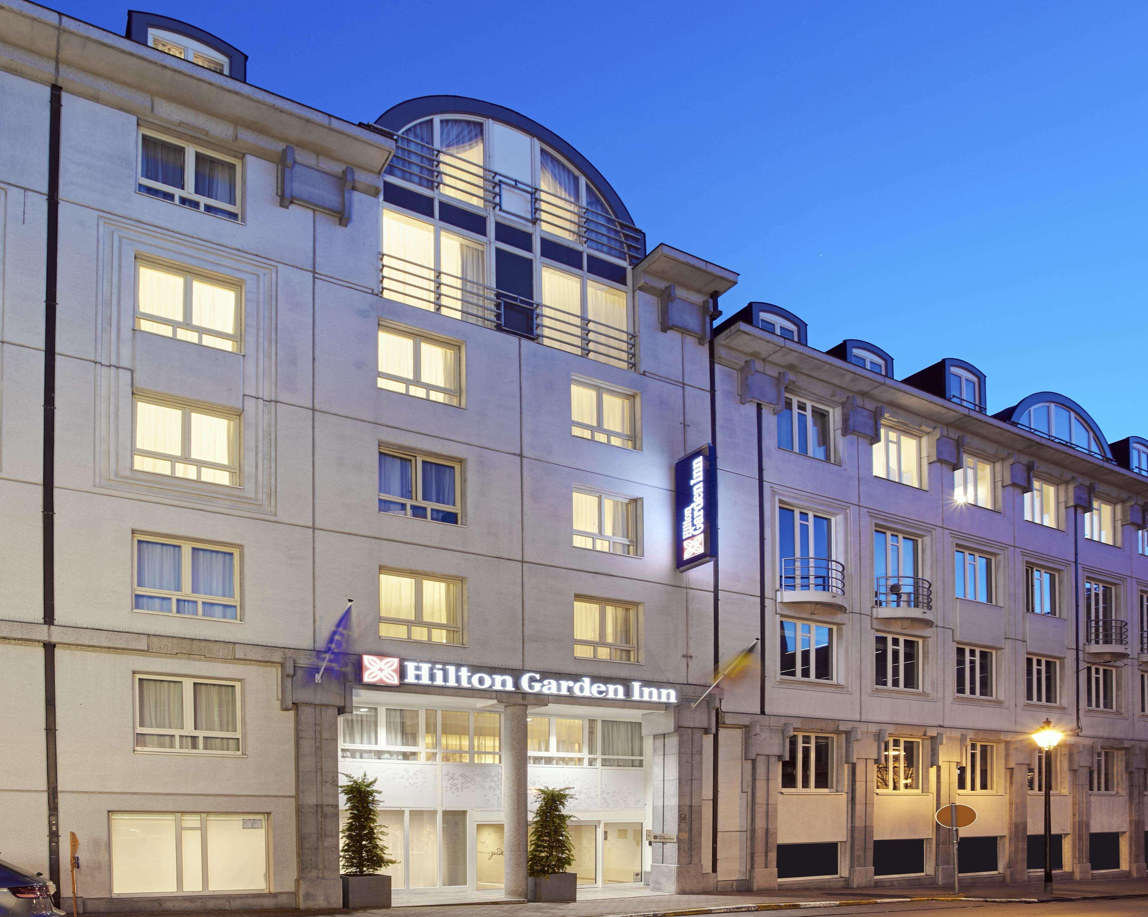 Hilton Garden Inn Brussels City Centre Экстерьер фото